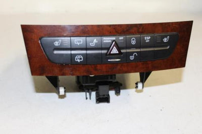 2006 Mercedes E500 CD Changer Case Hazard Heated Seat Switches A 211 680 05 52 - BIGGSMOTORING.COM