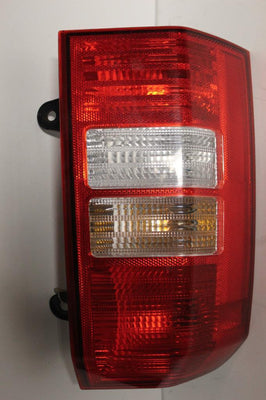 2007-2016 JEEP PATRIOT DRIVER SIDE REAR TAIL LIGHT 28786