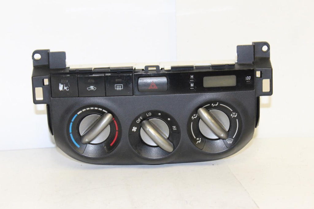 2004-2005 Toyota Rav4  A/C Heater Temperature Climate Control 455911-2050 - BIGGSMOTORING.COM