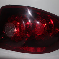 2011-2013 DODGE AVENGER RIGHT PASSENGER SIDE REAR TAIL LIGHT  30484 Re# biggs