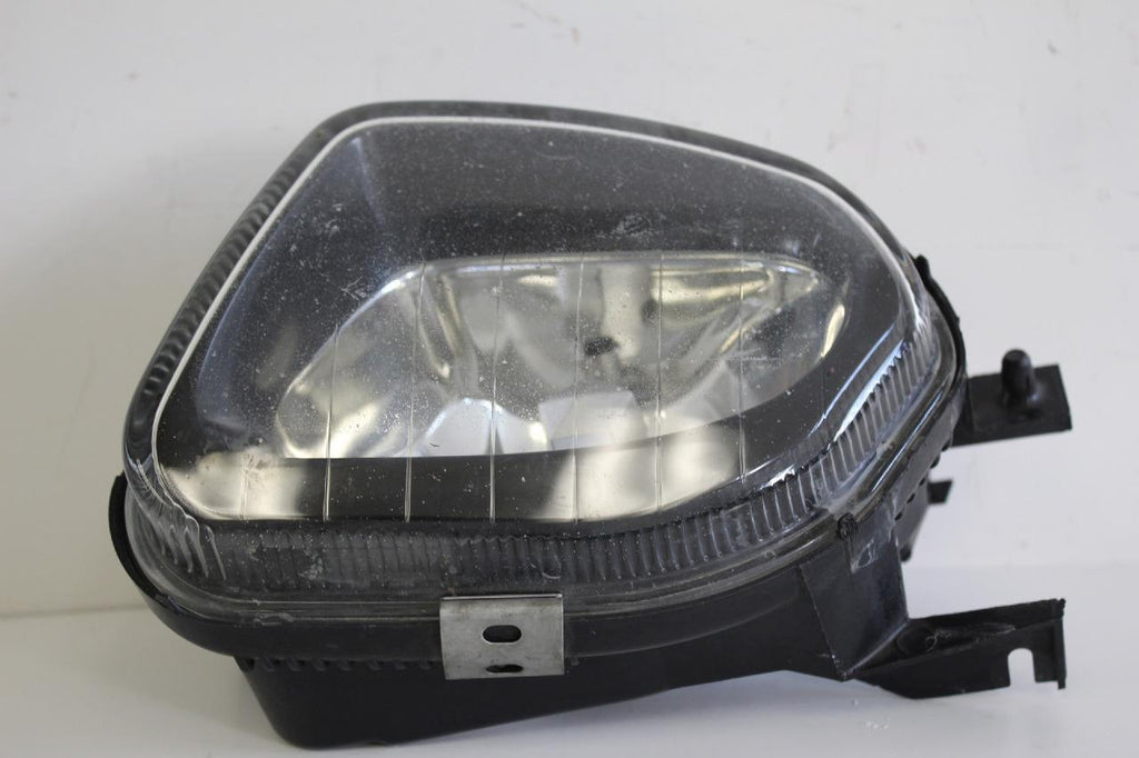 2003-2006 MERCEDES BENZ W211 FRONT LEFT FOG LAMP LIGHT 154825-00 - BIGGSMOTORING.COM