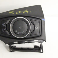 2012-2014 Ford Focus Headlight Switch Cm5T-13A024-Ba