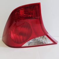 2000-2004 FORD FCUS DRIVER LEFT SIDE  REAR TAIL LIGHT - BIGGSMOTORING.COM