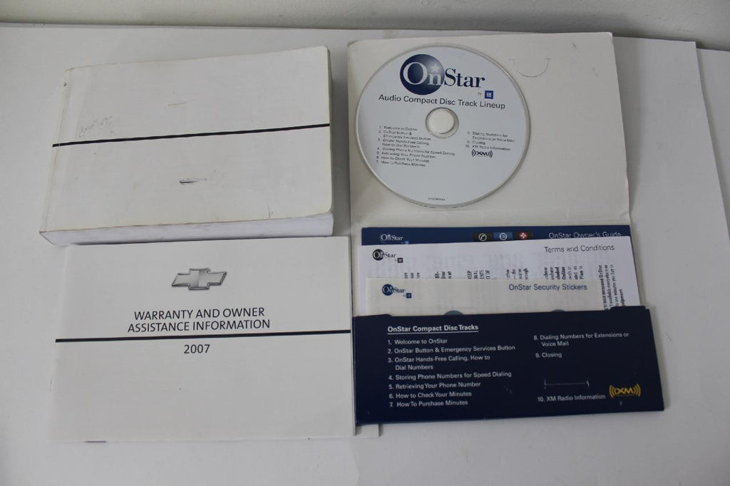 2007 Chevrolet Avalanche Owners Manual & Navigation Set